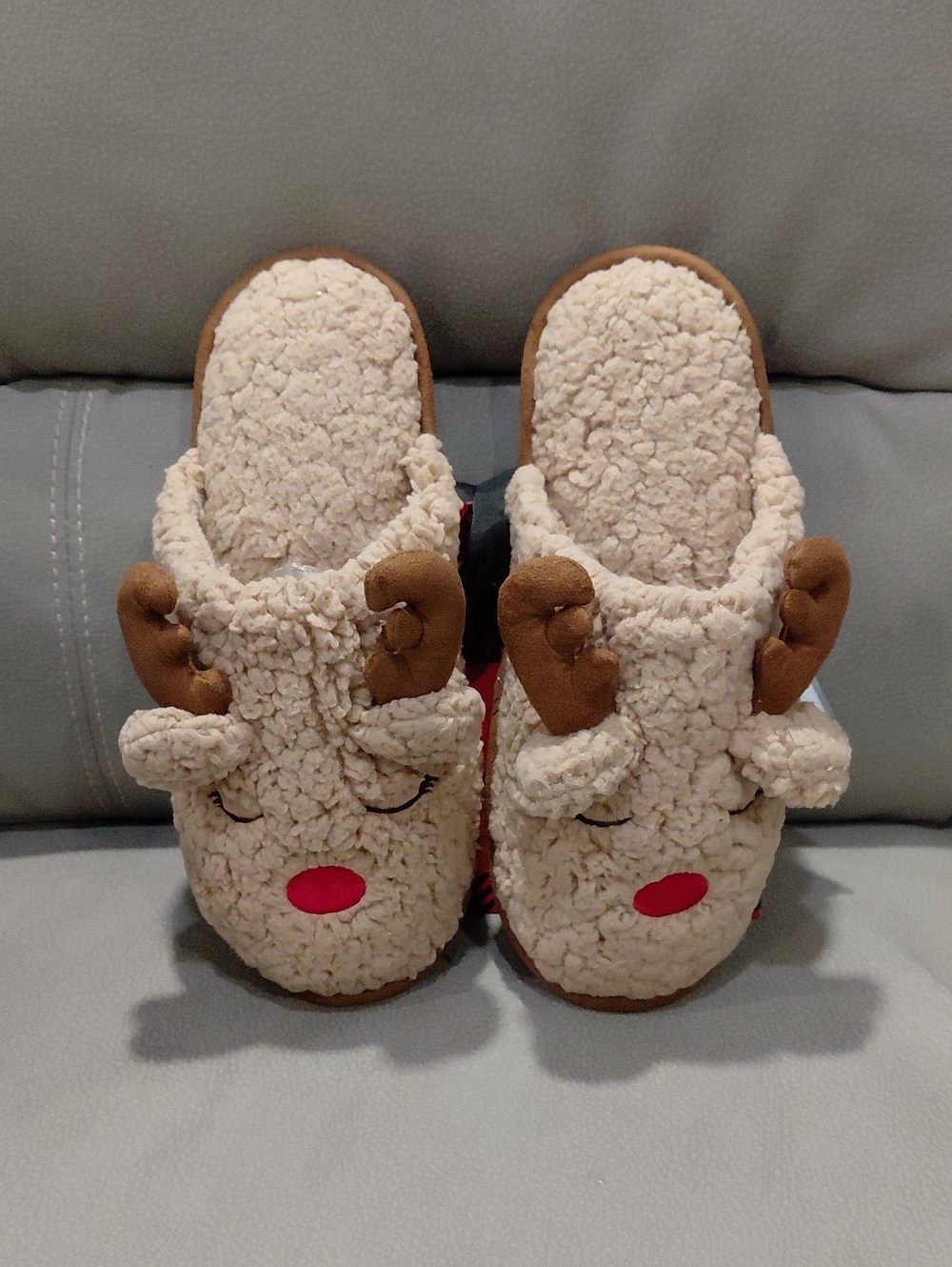 REINDEER SLIPPERS MENS SIZE 7/8